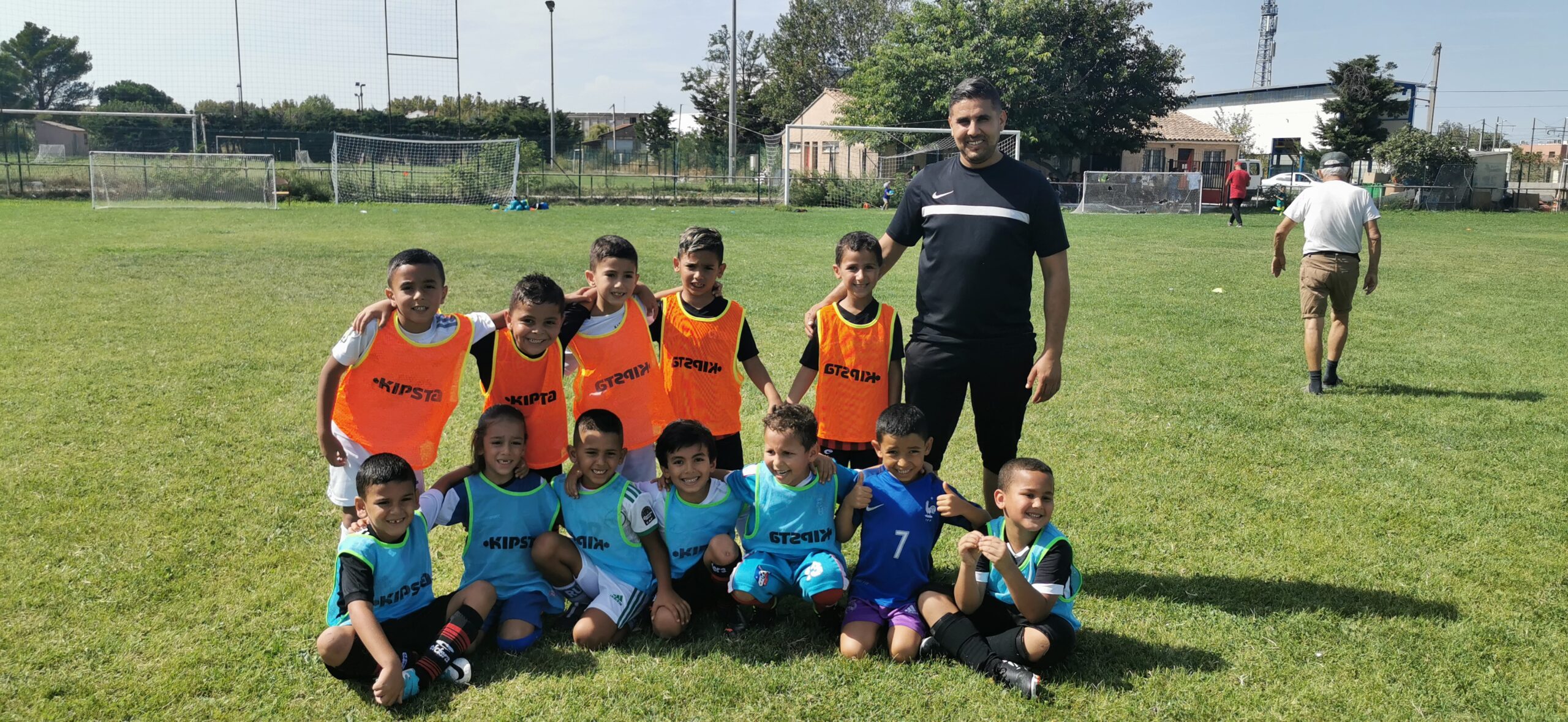 Jeunes joueurs à l'entraînement